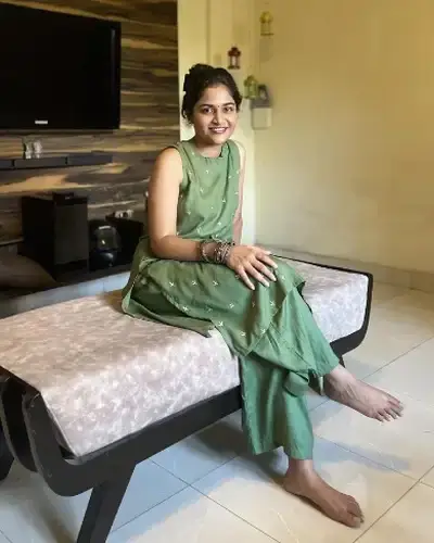 Udumalaipettai Call Girls